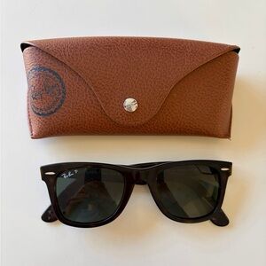 Ray-Ban Tortoise Brown Wayfarer Sunglasses (Polarized)